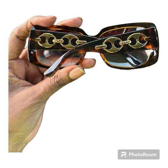 Gucci preloved Sunglasses - Picture 2 of 2